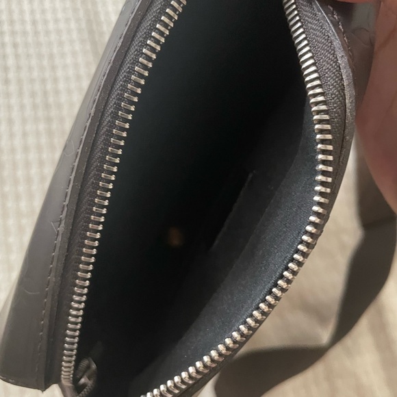 Louis Vuitton Brown unisex crossbody - Picture 7 of 8